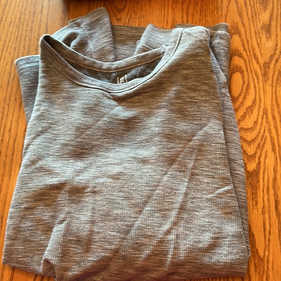 Men’s 2XL long sleeve bundle. New, with and without tags. - Picture 2 of 4